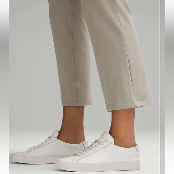 Lululemon Smooth Fit Pull-On High-Rise Crop - Picture 3 of 9